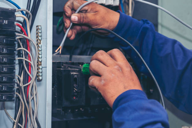 Best Electrical Outlet Repair  in Oakland, MO